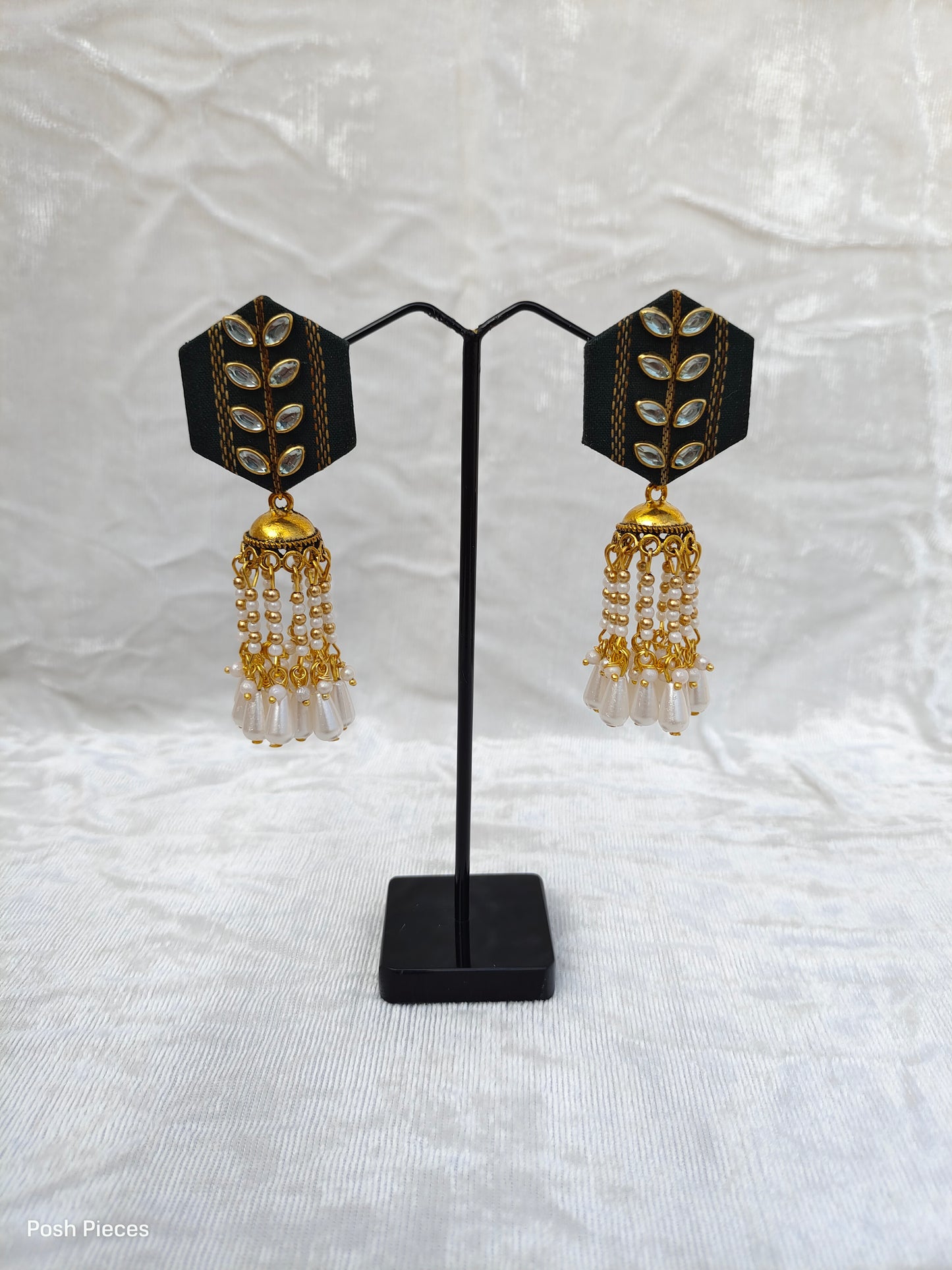 Hexagon Self Kundan Earring