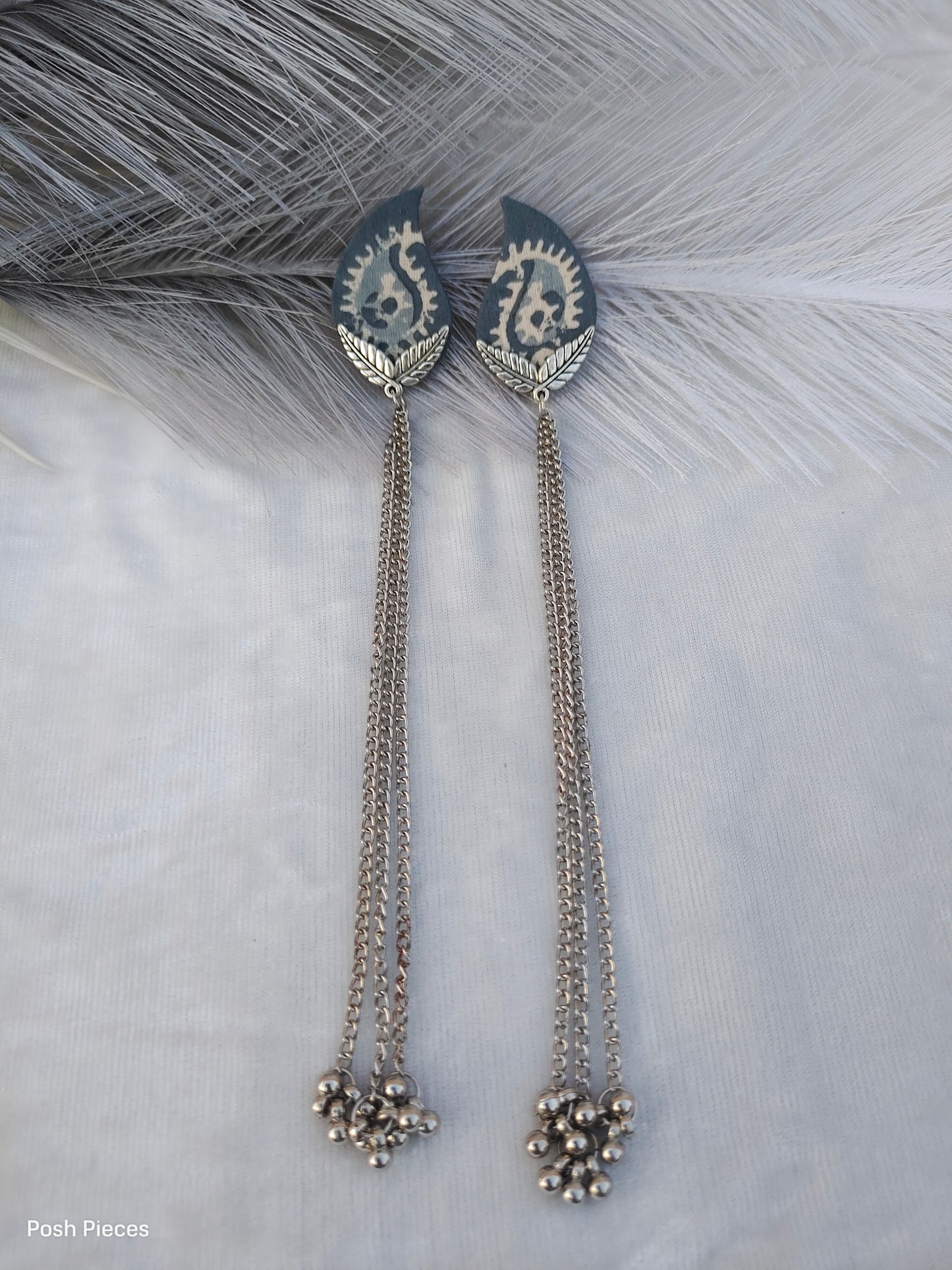 Leaf Long Chain Earring