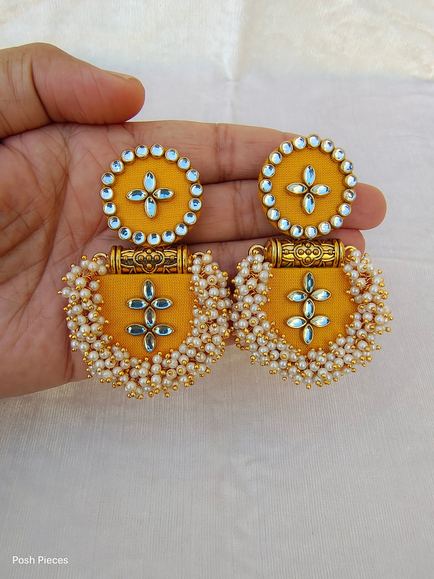 Round Connected Lorial Earring