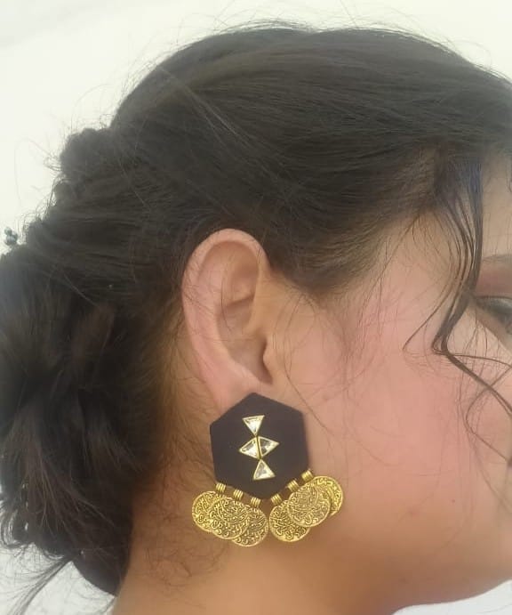 Pentagon Black Ginni Earring